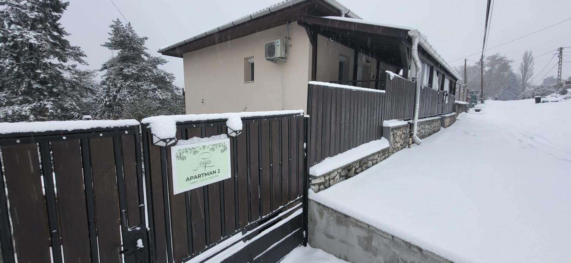Lugas Apartman Miskolctapolca 2 Haloszoba Dezsa Es Jakuzzi Koezel A Barlangfuerdohoez Εξωτερικό φωτογραφία